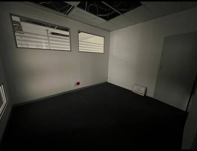 115M² OFFICE TO LET IN ROSEBANK